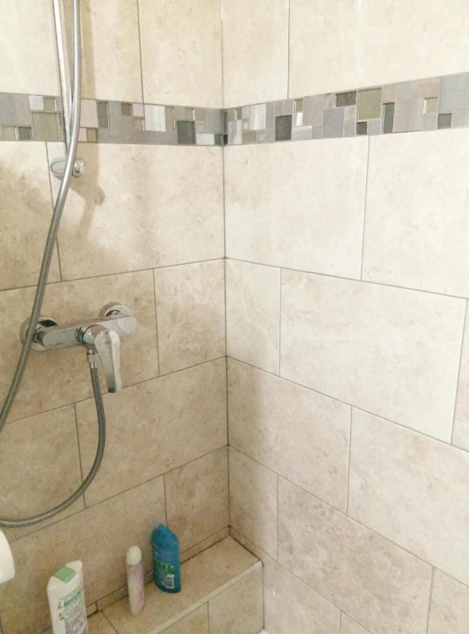 Kievaille Apartment Plaisir Luaran gambar