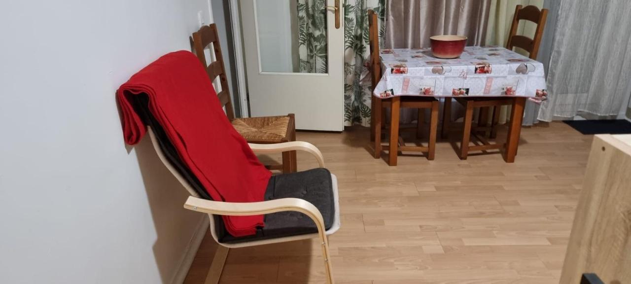 Kievaille Apartment Plaisir Luaran gambar